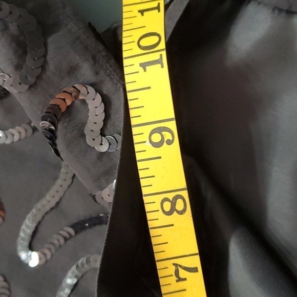 Talbots satin skirt with sequins. Completely lined. Waist 28". Top to bo… - Picture 8 of 9